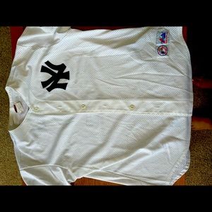 Derek Jeter Yankees jersey